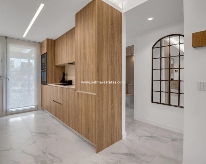 Image No.30-3 Bed Apartment for sale