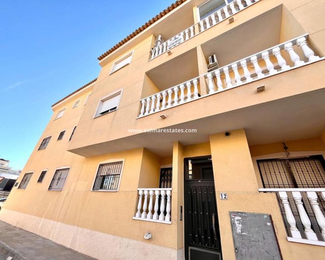 Image No.1-Appartement de 2 chambres à vendre à Formentera Del Segura