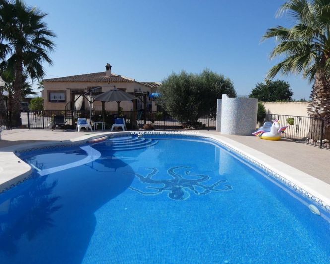 Image No.1-3 Bed Villa for sale