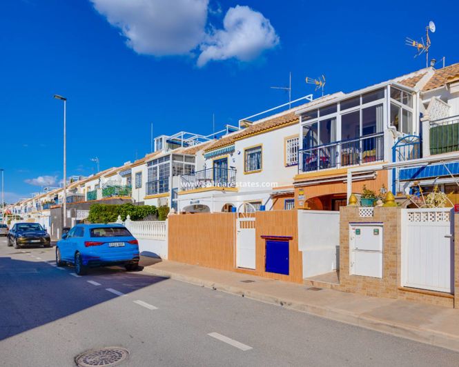 Image No.1-Appartement de 2 chambres à vendre à Torrevieja