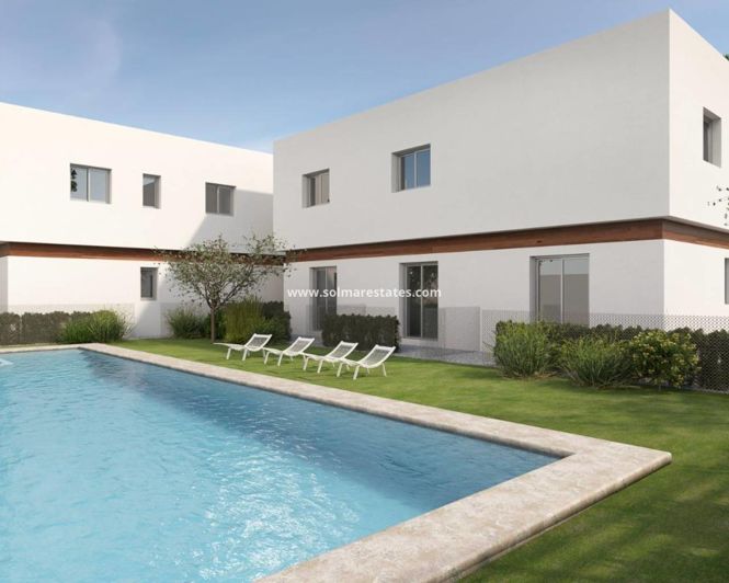 Image No.2-2 Bed Townhouse for sale