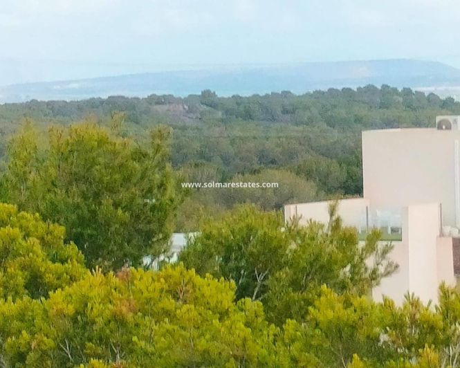 Image No.8-2 Bed Townhouse for sale