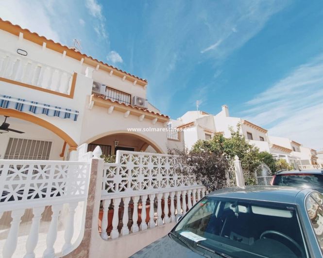 Image No.1-3 Bed Quad for sale