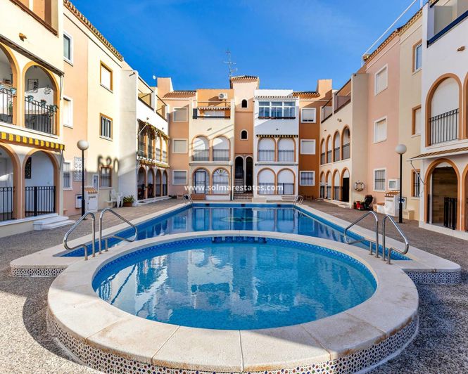 Image No.1-Appartement de 2 chambres à vendre à Torrevieja