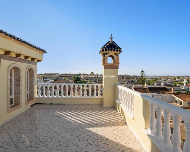 Image No.17-Villa de 5 chambres à vendre à Playa Flamenca