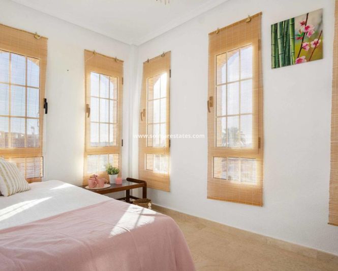 Image No.18-Villa de 5 chambres à vendre à Playa Flamenca