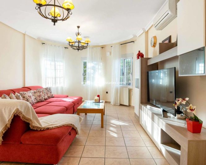 Image No.9-5 Bed Villa for sale