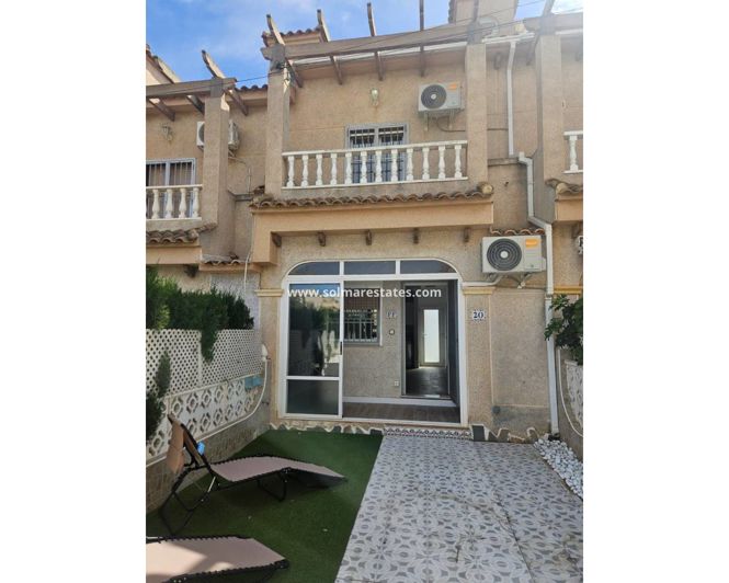 Image No.20-Maison de ville de 2 chambres à vendre à Torrevieja