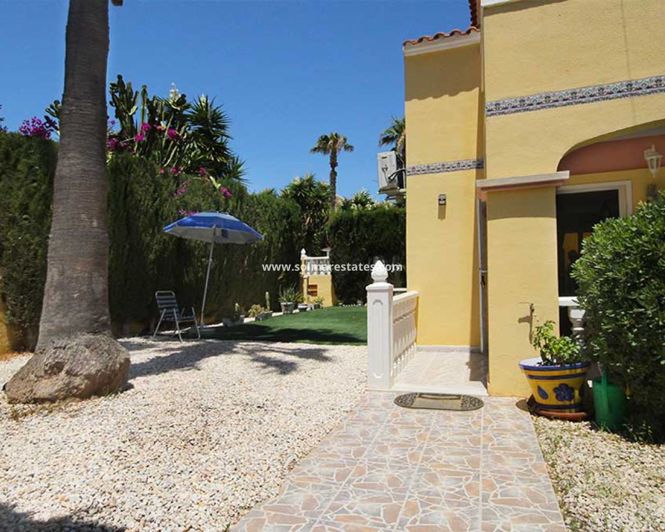 Image No.13-2 Bed House for sale