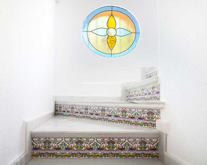 Image No.25-2 Bed House for sale