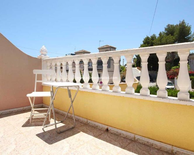 Image No.7-2 Bed House for sale