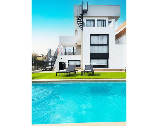 Image No.1-3 Bed Villa for sale