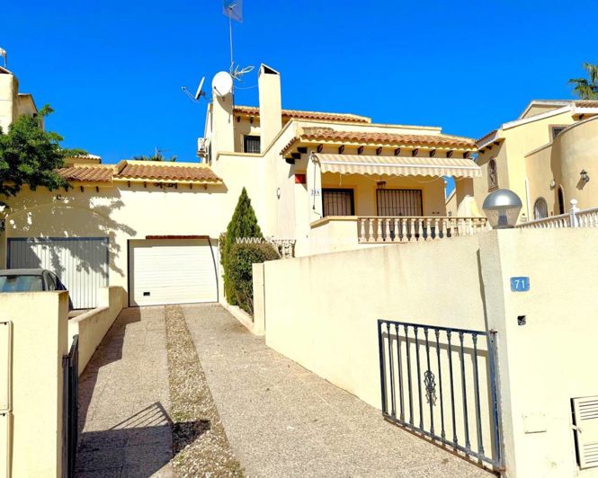 Image No.1-Villa de 3 chambres à vendre à Villamartin