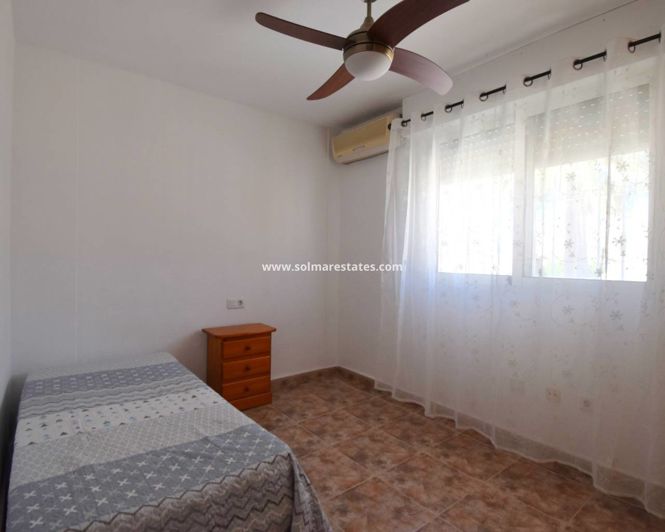 Image No.8-3 Bed House for sale