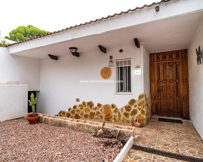 Image No.16-4 Bed Villa for sale