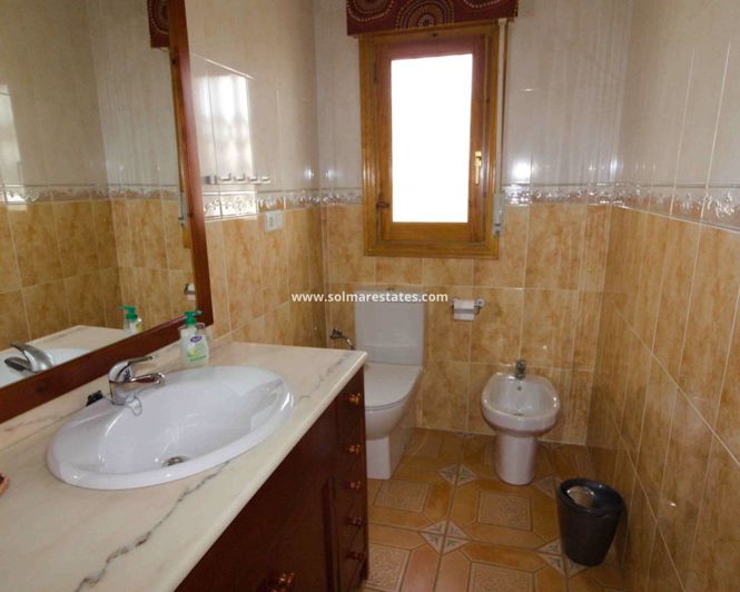 Image No.8-Villa de 5 chambres à vendre à Ciudad Quesada