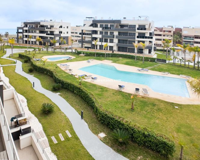 Image No.1-2 Bed Apartment for sale