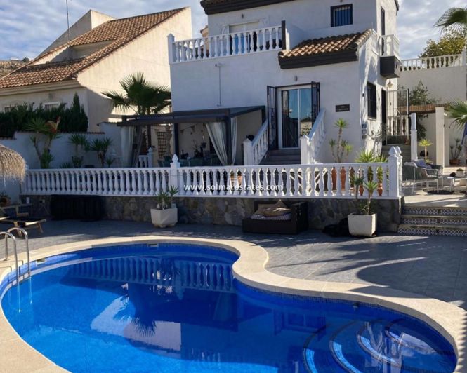 Image No.1-2 Bed Villa for sale