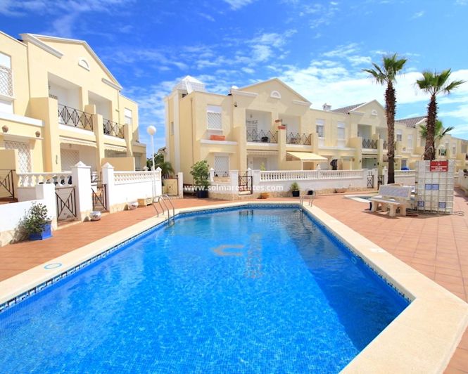 Image No.1-3 Bed Townhouse for sale