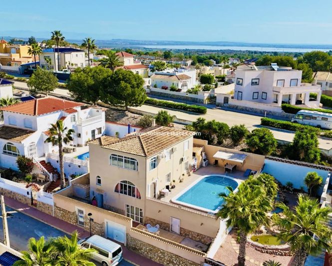 Image No.1-7 Bed Villa for sale