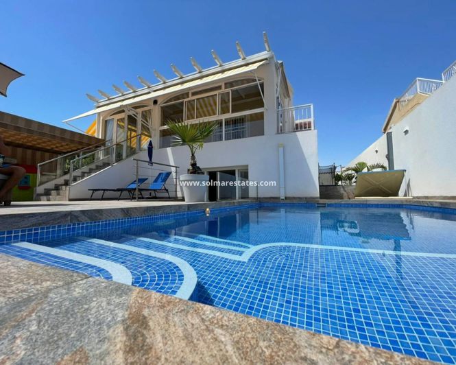 Image No.1-3 Bed Villa for sale