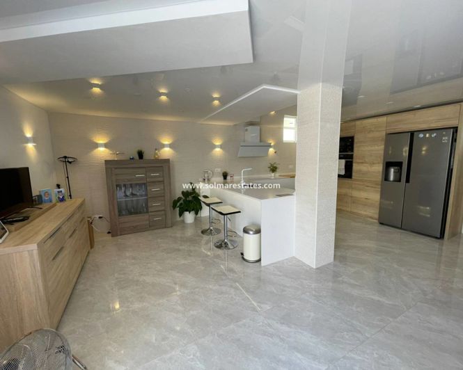 Image No.36-3 Bed Villa for sale