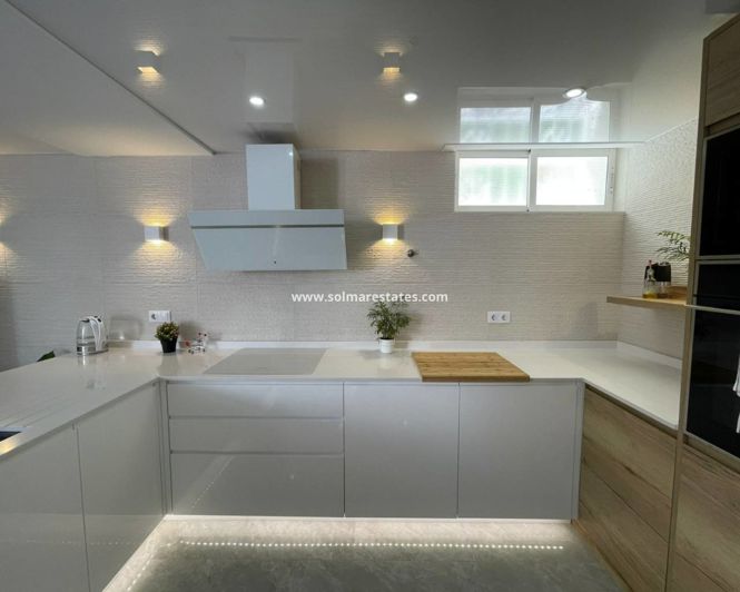 Image No.41-3 Bed Villa for sale