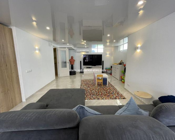 Image No.44-3 Bed Villa for sale