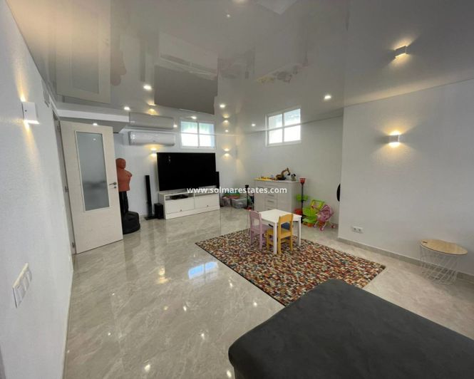 Image No.45-3 Bed Villa for sale