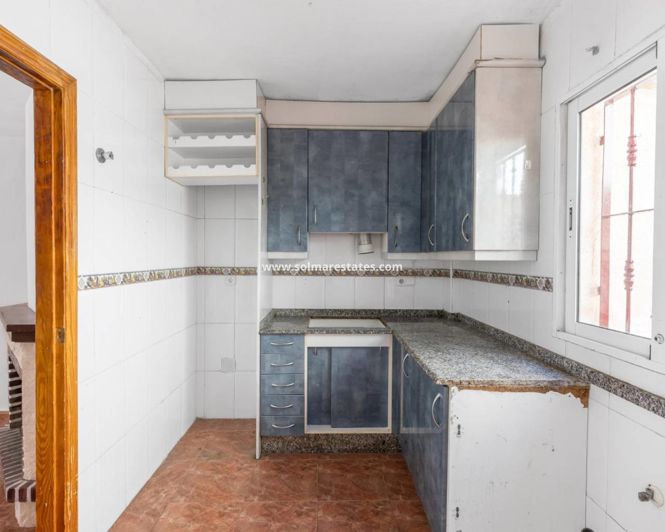 Image No.9-3 Bed Townhouse for sale