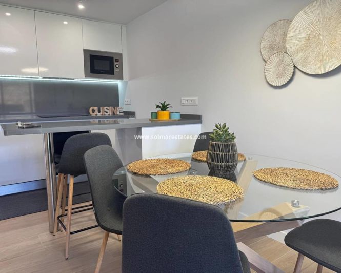 Image No.17-2 Bed Apartment for sale