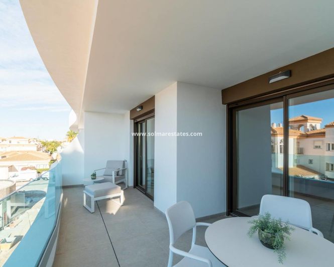 Image No.18-2 Bed Apartment for sale
