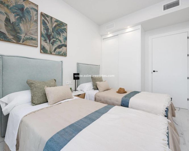 Image No.16-2 Bed Apartment for sale