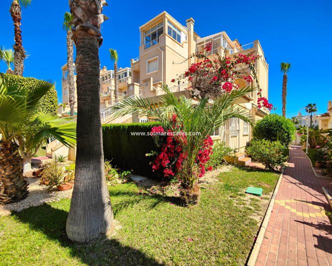 Image No.1-Bungalow de 2 chambres à vendre à Playa Flamenca