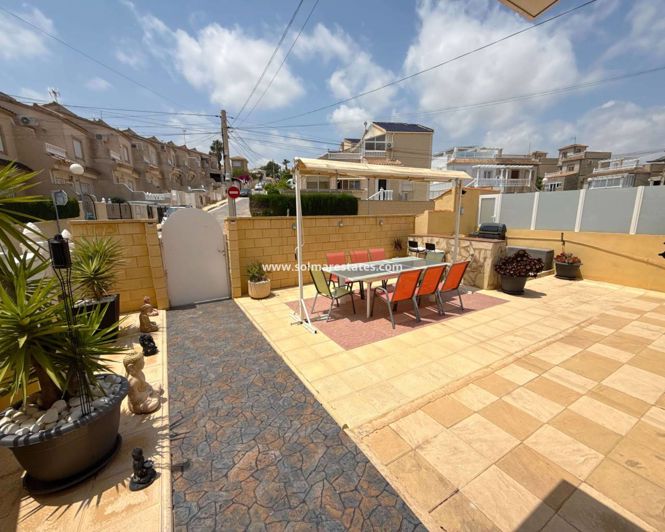 Image No.1-Appartement de 4 chambres à vendre à Villamartin