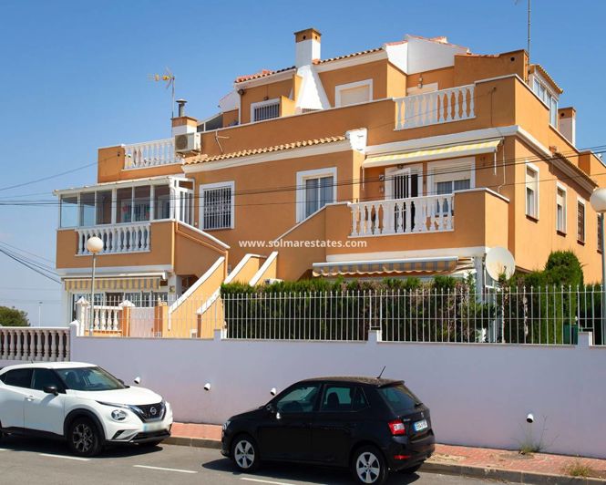 Image No.1-Appartement de 2 chambres à vendre à Torrevieja