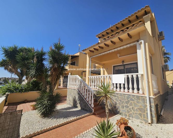 Image No.1-3 Bed Villa for sale