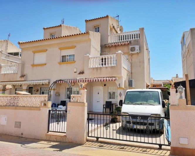 Image No.1-Quad de 2 chambres à vendre à Torrevieja