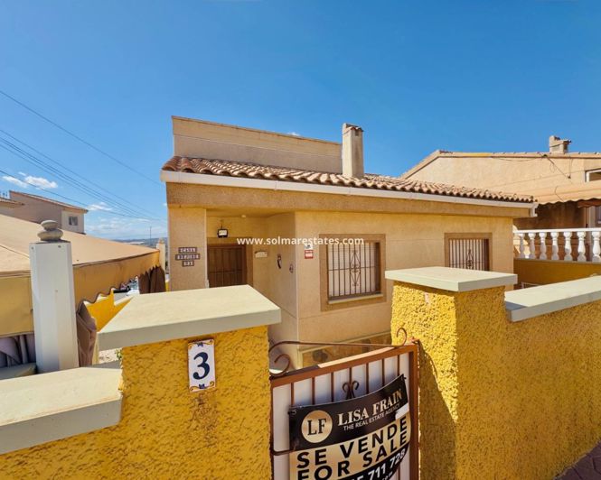 Image No.2-Villa de 4 chambres à vendre à Ciudad Quesada