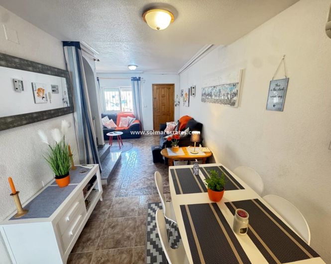 Image No.6-Maison de ville de 3 chambres à vendre à La Zenia