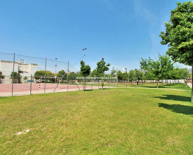 Image No.38-3 Bed House for sale