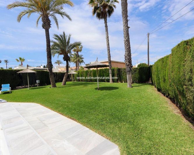 Image No.30-3 Bed Apartment for sale