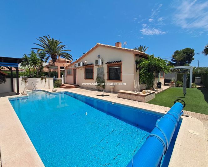 Image No.1-3 Bed Villa for sale