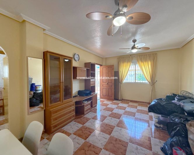 Image No.2-2 Bed Bungalow for sale