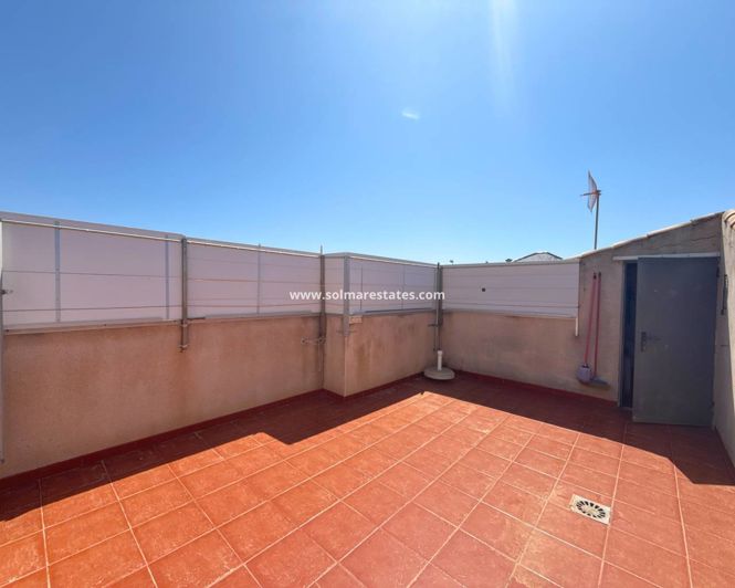 Image No.21-2 Bed Bungalow for sale