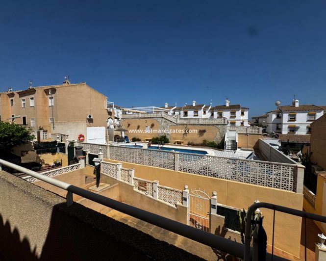 Image No.2-Appartement de 2 chambres à vendre à Villamartin