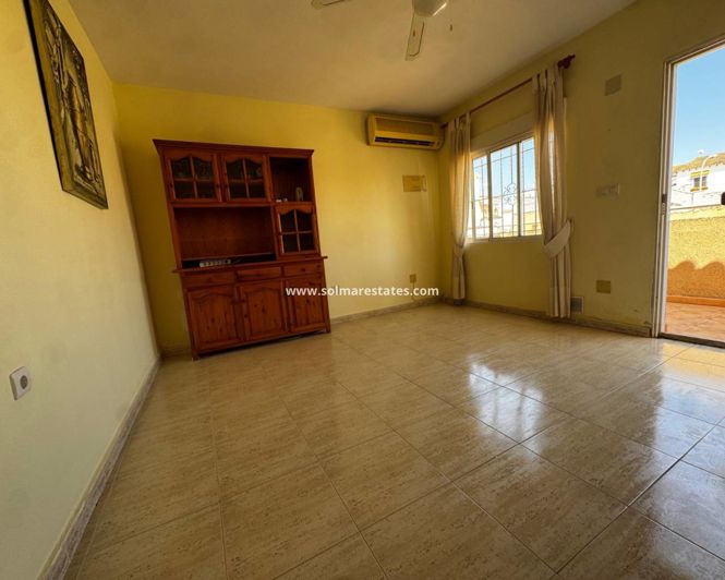 Image No.4-Appartement de 2 chambres à vendre à Villamartin