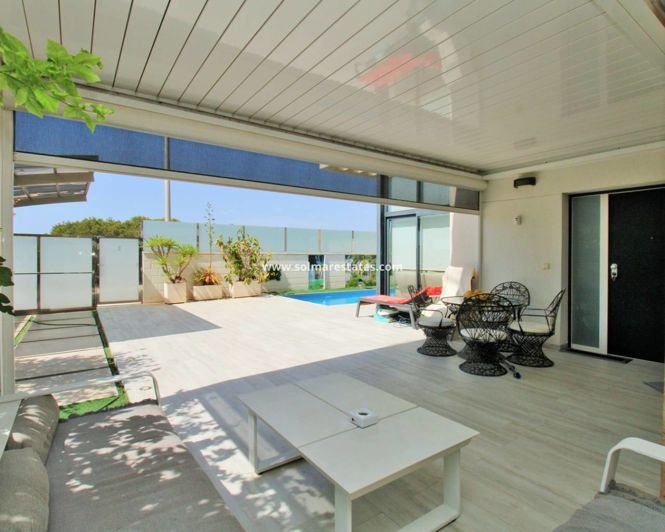 Image No.4-3 Bed Villa for sale