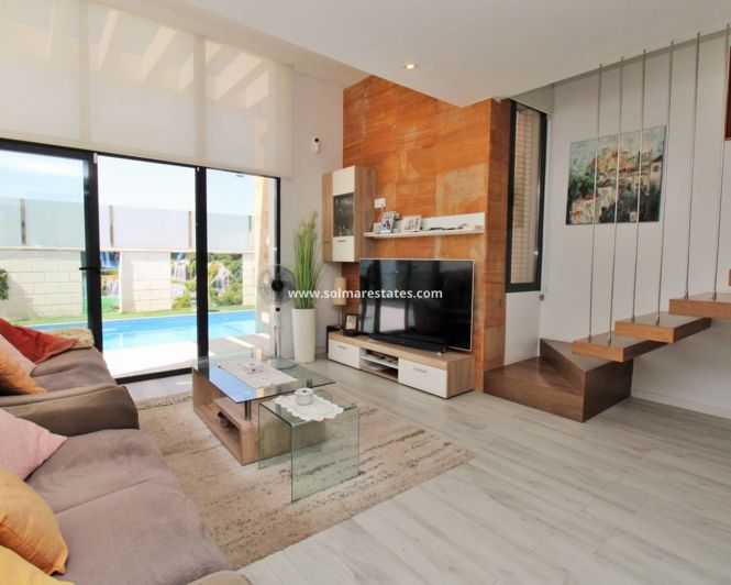 Image No.7-3 Bed Villa for sale