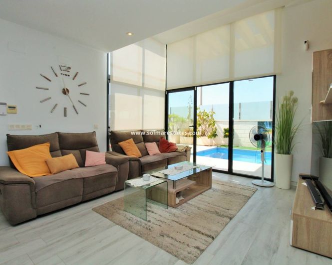 Image No.8-3 Bed Villa for sale